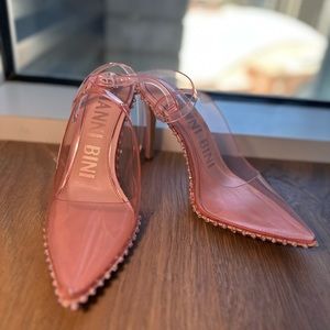 Pink Gianni Bini heels